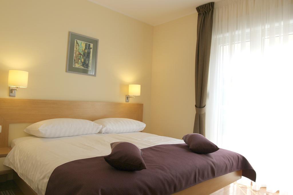 Hotel Villa Privileggio Mošćenička Draga Exteriör bild